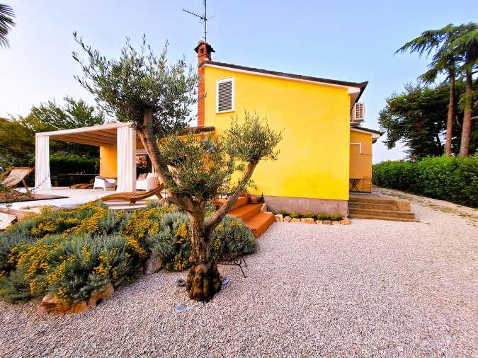 Casa B mit Pool und Meerblick, Porec Umgebung Istrien Tar